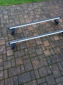 Prodám střešní nosič HAKR na Škoda octavia III Liftback