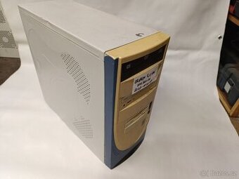 starý počítač celeron 2,6ghz