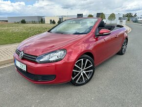 VOLKSWAGEN GOLF 1.6 TDI CABRIO //2013 1.MAJITEL SERVISKA TOP - 1