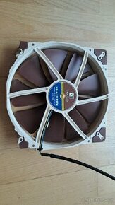 Větrák Noctua 20 cm PWM