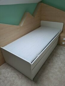 Rozkládací postel IKEA SLÄKT s úložným prostorem. 90x200