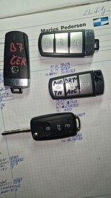 VW klíče - rakvičky apod viz fota 5KO837202 golf caddy apod