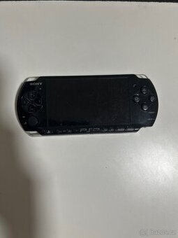 PsP model 3004 - 1