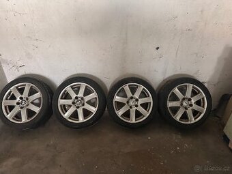 Alu kola s pneu 225/45-17 ET 44