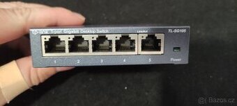 Tplink switch 5 port 100Mbit - 1