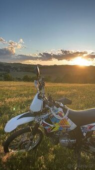 Yamaha DT 125 RE