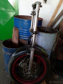 FZR 600  přední kolo