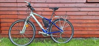 Trekingové kolo Maxbike