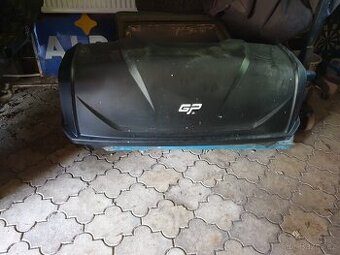 Box za automobil