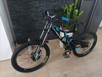 Downhill kolo rocky mountain flatine 2014