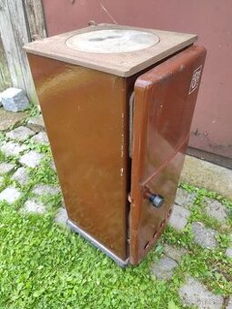 Zora 8 kamínka Typ F1430 - 1