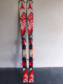 Juniorské lyže Atomic Redster XT 140cm