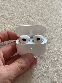 AirPods 3