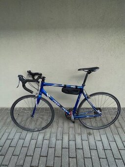 Silniční kolo Giant