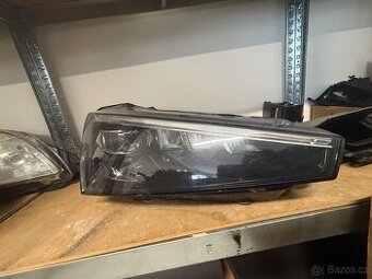 Přední pravé světlo Škoda Scala full led