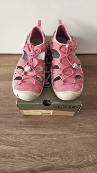 Dívčí sandálky Keen Moxie vel. 35