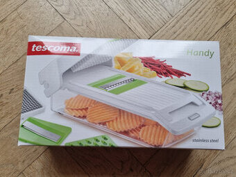 Nové, nepoužité multifunkční struhadlo, kráječ