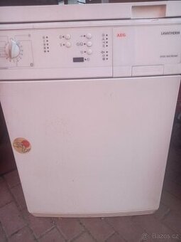 sušička AEG