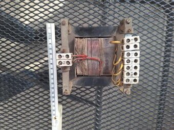 Prodám trafo 24v ,220,380,420,500 voltů