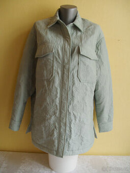 Zánovní módní bunda zn. Reserved - vel. M/L