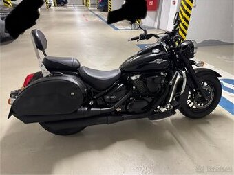 Suzuki Intruder 800 c