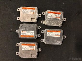 Škoda Octavia 2 jednotka xenonu.