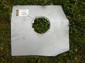 Plecho okolo nádrže, zadní blatník Octavia 1