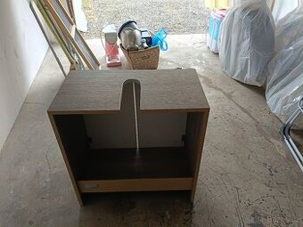 Skříňka pod umyvadlo