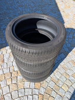 Pneu letní 215/55 R17 Continental