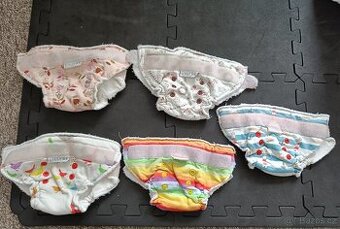 Kalhotková novorozenecká plena Lillybe