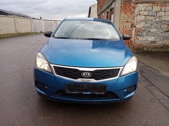 KIA CEED 1.4 66kW, G4FA, r.v.2010