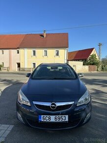 Opel Astra J Sports Tourer 1.7 CDTI 92 kw