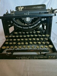 Starožitnosti psací stroj - 1