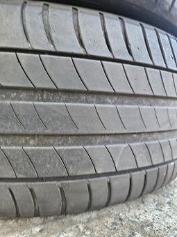 235/55R18 104Y XL Primacy 3 AO MICHELIN