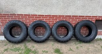 Prodám offroad pneu 315/70 r17 315/70/17 4x4 R17 SUV