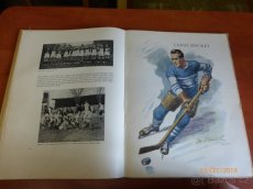 VELKÁ KNIHA O SPORTU -1.vyd.1947 // ilustr. M.NIEDERLE
