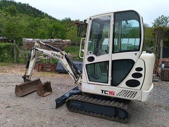 Minibagr Terex TC 16