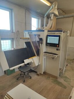CNC vrtací a obráběcí centrum značky SCM - 1