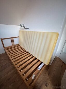Postel IKEA 90x200 cm – přírodní dřevo