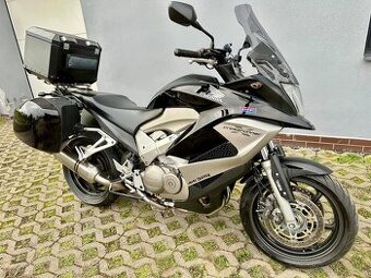 Honda vfr 800 crossrunner