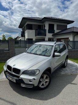 BMW X5 3.0D xDrive –Na SPLÁTKY bez registru