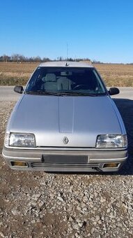 Renault 19