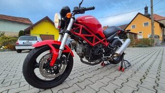Ducati Monster 695