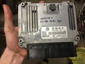 Octavia 2 řidiči jednotka motoru bxe