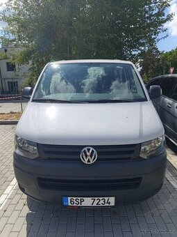 Pronájem osobního vozu – Volkswagen Transporter 2013