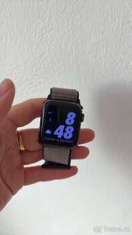 Apple Watch SE 2020 40mm plně funkční