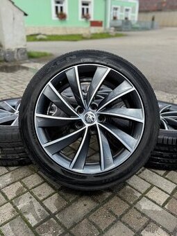 ORIGINÁL Alu Škoda PEGASUS R18, 5x112 - TOP STAV, LETNÍ