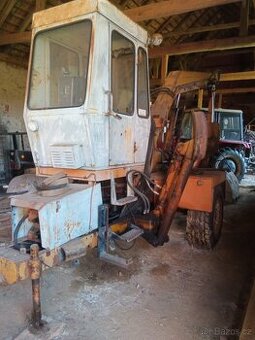 Nakladač unhz 750