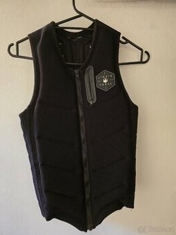 Plovací vesta Liquid Force