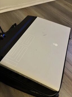 Prodám Dell Alienware 17 Area-51M